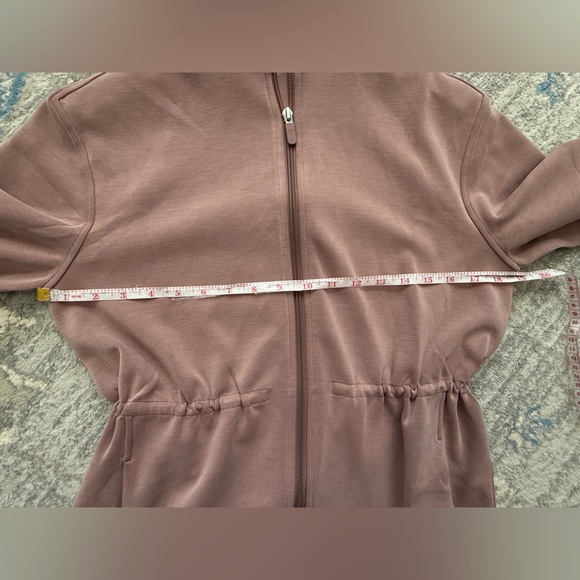 Lululemon Softstreme Cinch-Waist Full-Zip Jacket Twilight Rose (NWT) - Picture 10 of 13